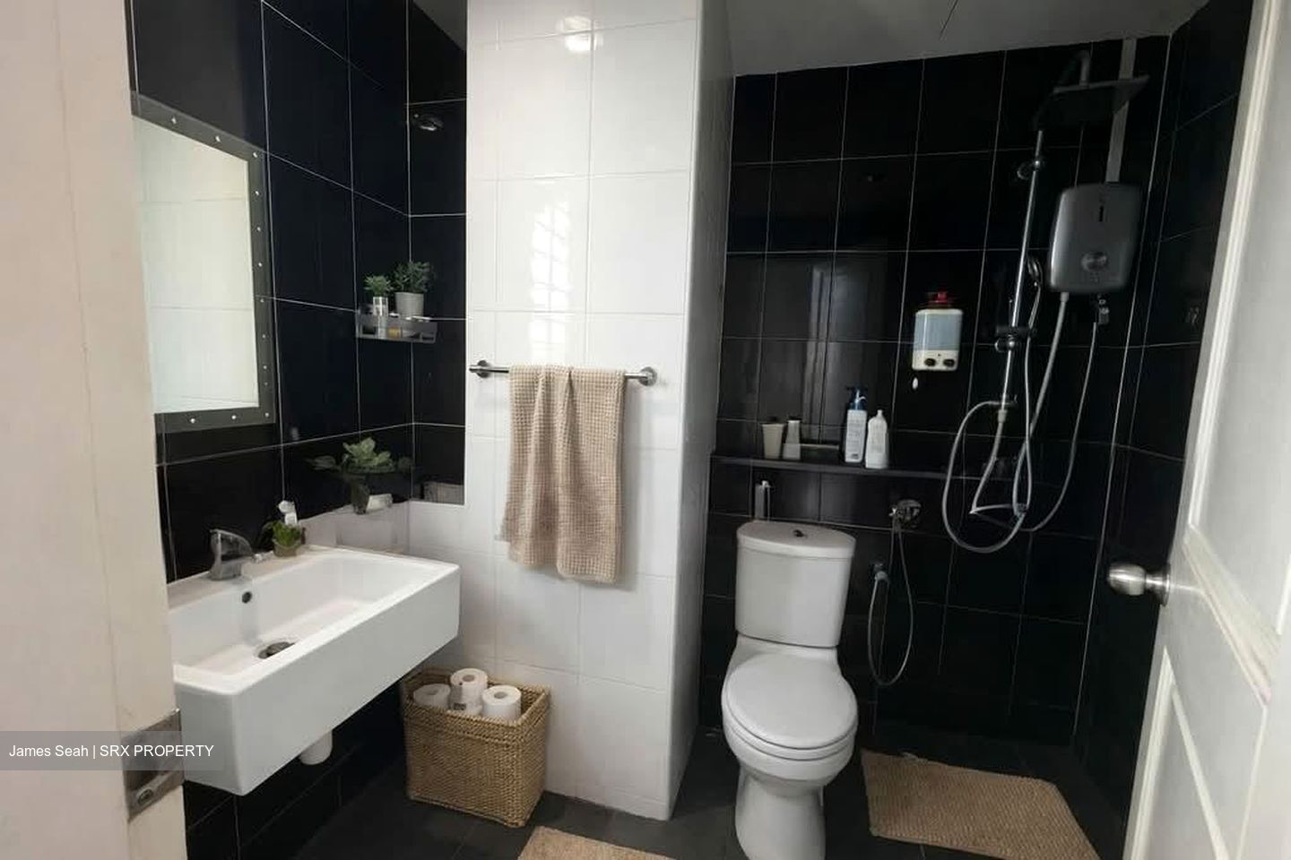 Harbour View Towers (D4), Condominium #568243141